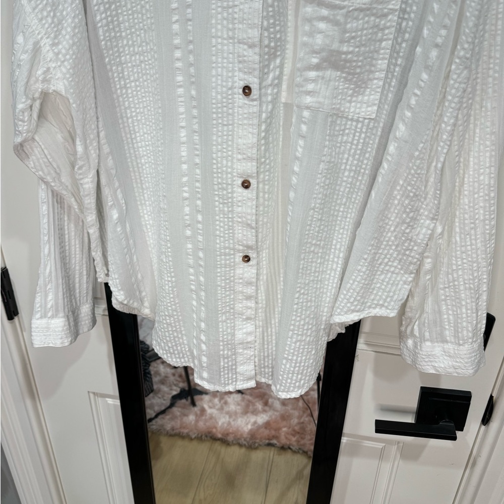 Rvca White Button-Down Size Medium - image 6